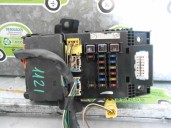 Recambio de caja reles / fusibles para toyota avensis berlina (t 22) 1.6 16v referencia OEM IAM 8273005010 08540612119 TOYOTA