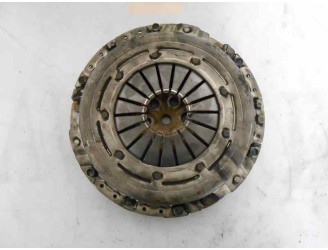 Replacement clutch kit for Hyundai Tucson (JM) 2.0 CAT OEM IAM reference VALEO