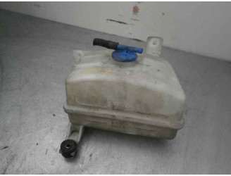 Recambio de deposito expansion para kia carens 2.0 crdi referencia OEM IAM   