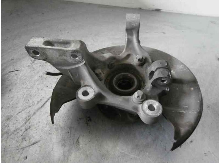 Recambio de mangueta delantera derecha para saab 9-5 berlina 3.0 v6 tid cat referencia OEM IAM   