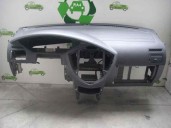 Recambio de salpicadero para kia carens 2.0 crdi referencia OEM IAM 