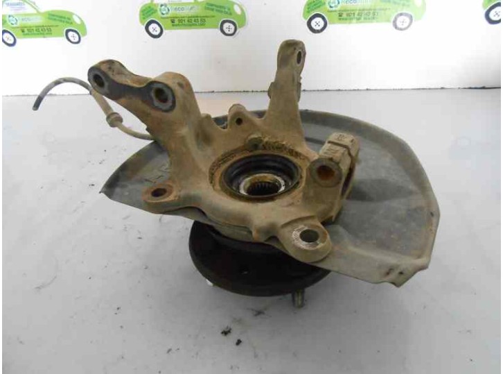 Replacement front right stub axle for Mitsubishi Carisma saloon 5 (DA0) 1.9 turbodiesel OEM IAM reference 