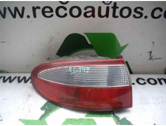 PILOTO TRASERO IZQUIERDO ALETA 3 PUERTAS