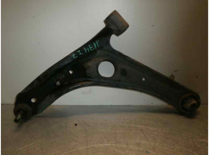 Replacement front left lower suspension arm for Toyota Yaris (NCP1/NLP1/SCP1) 1.4 turbodiesel cat OEM reference 