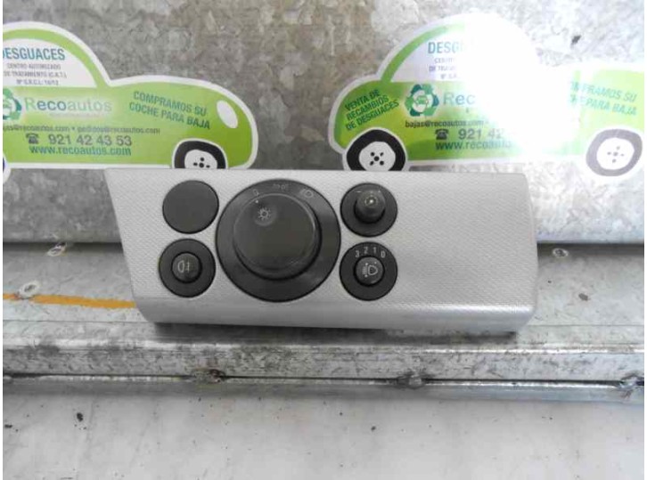 Recambio de mando luces salpicadero para opel astra h berlina cosmo referencia OEM IAM 13100136 LK04063030 