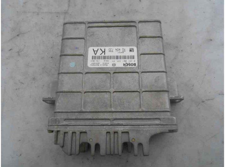 Recambio de centralita motor uce para opel vectra b berlina 2.0 16v di cat (x 20 dtl / ld3) referencia OEM IAM 90464735 02810013