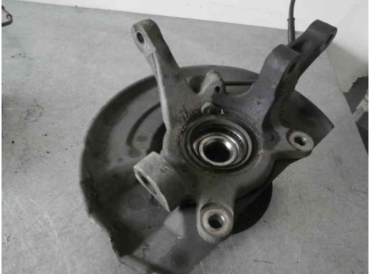 Recambio de mangueta delantera izquierda para volvo s40 berlina 1.8 16v cat referencia OEM IAM 