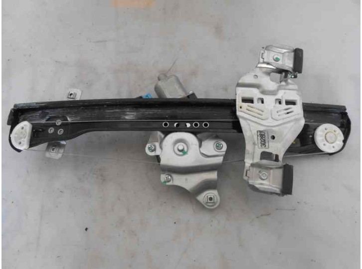 Recambio de elevalunas delantero derecho para chevrolet aveo 1.3 diesel cat referencia OEM IAM 95903061 2 PINES 5 PUERTAS