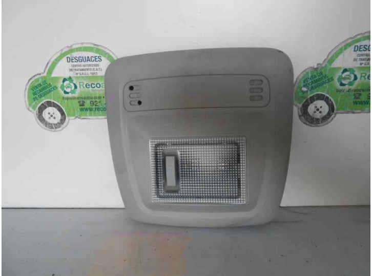 Recambio de luz interior para chevrolet aveo 1.3 diesel cat referencia OEM IAM 95231169 