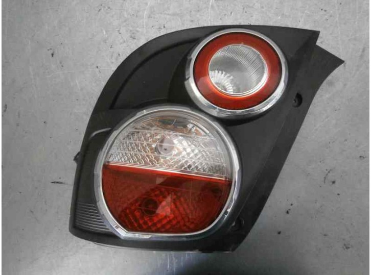 Recambio de piloto trasero derecho para chevrolet aveo 1.3 diesel cat referencia OEM IAM 96830986 5 PUERTAS