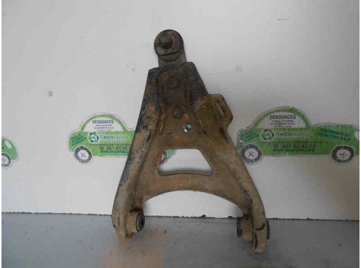 Recambio de brazo suspension inferior delantero derecho para renault rapid/express (f40) 1.3 cat referencia OEM IAM 