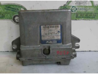 Recambio de centralita motor uce para renault clio ii fase i (b/cbo) 1.9 diesel referencia OEM IAM 7700104956 R04080009D LUCAS