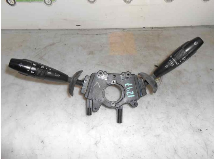 Recambio de mando luces para daewoo nubira berlina 2.0 cat referencia OEM IAM 