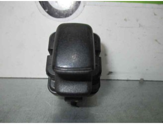 Recambio de mando elevalunas trasero derecho para mitsubishi space wagon (n80/n90) 2.4 gdi cat referencia OEM IAM MR283702  
