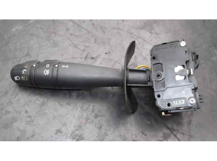 Recambio de mando luces para renault clio ii fase ii (b/cb0) 1.5 dci diesel referencia OEM IAM   