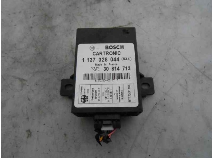Recambio de modulo electronico para volvo v40 familiar 1.8 16v cat referencia OEM IAM 30814713 1137328044 BOSCH