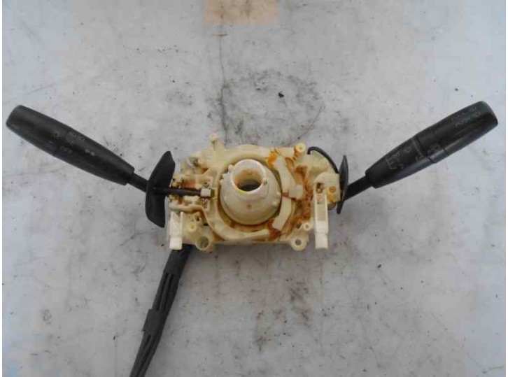 Recambio de mando luces para kia shuma ii 1.6 cat referencia OEM IAM 0K2DK66120A 47331F1001 