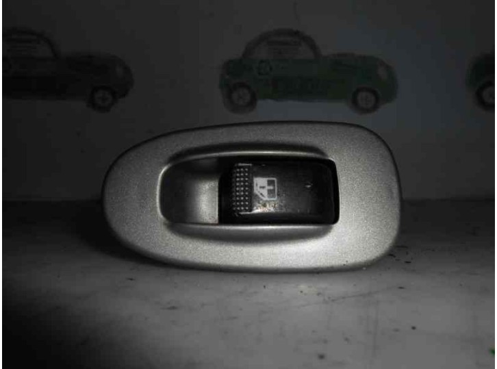 Recambio de mando elevalunas trasero izquierdo para kia shuma ii 1.6 cat referencia OEM IAM 