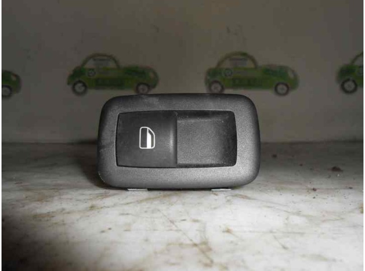 Replacement rear right window regulator switch for Fiat Freemont (345) 2.0 16V Multijet CAT OEM IAM reference 56046832AB LUK