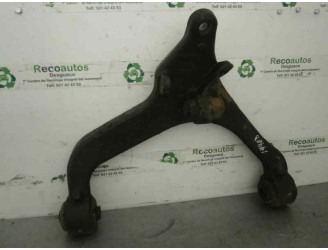 Recambio de brazo suspension inferior delantero derecho para chrysler jeep cherokee (kj) 2.5 crd cat referencia OEM IAM 52088772