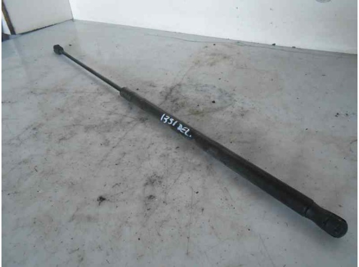 Recambio de amortiguadores capo para opel vectra c berlina 2.2 16v dti cat (y 22 dtr / l50) referencia OEM IAM 