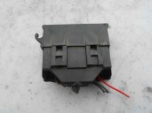 Recambio de caja reles / fusibles para opel vectra b berlina 1.6 16v referencia OEM IAM 90506262 GM
