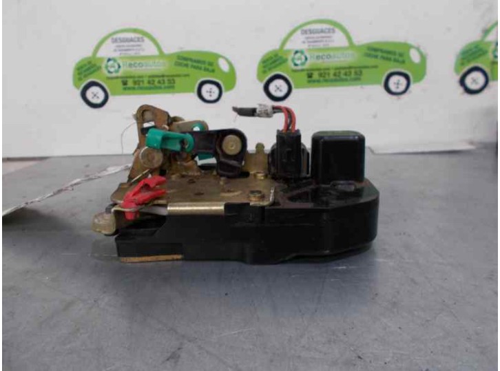 Recambio de cerradura puerta trasera izquierda para chrysler jeep cherokee (kj) 2.5 crd cat referencia OEM IAM 5 PUERTAS