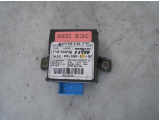 Recambio de modulo electronico para kia sorento 2.5 crdi ex referencia OEM IAM 95600E300  TRW