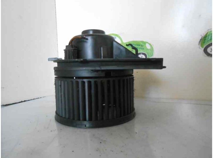 Recambio de motor calefaccion para volkswagen golf iv berlina (1j1) conceptline referencia OEM IAM 1J1819021B F657877G VALEO