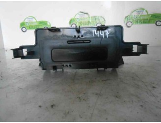 Recambio de pantalla multifuncion para renault megane ii berlina 3p confort dynamique referencia OEM IAM 8200107839 216676711 SA