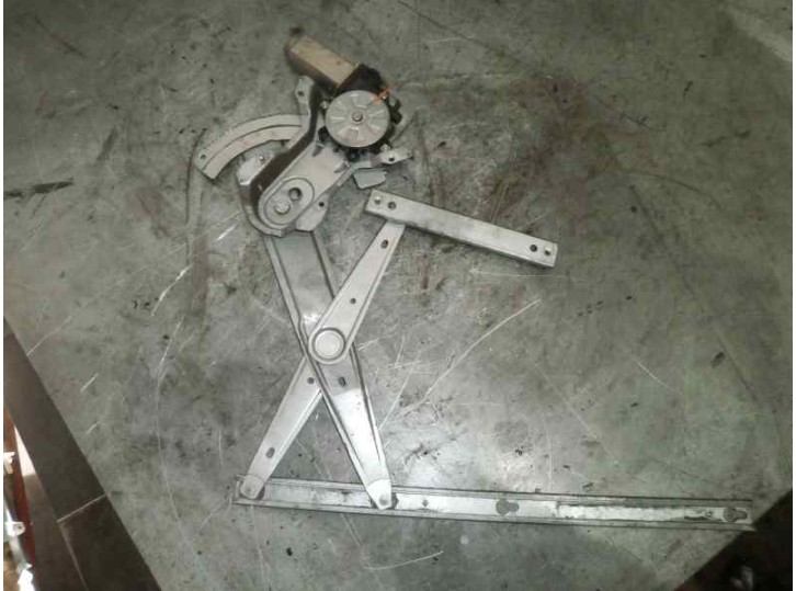 Recambio de elevalunas delantero derecho para mg serie 200 (rf) 220 sd (5-ptas.) referencia OEM IAM 2 PINES 5 PUERTAS