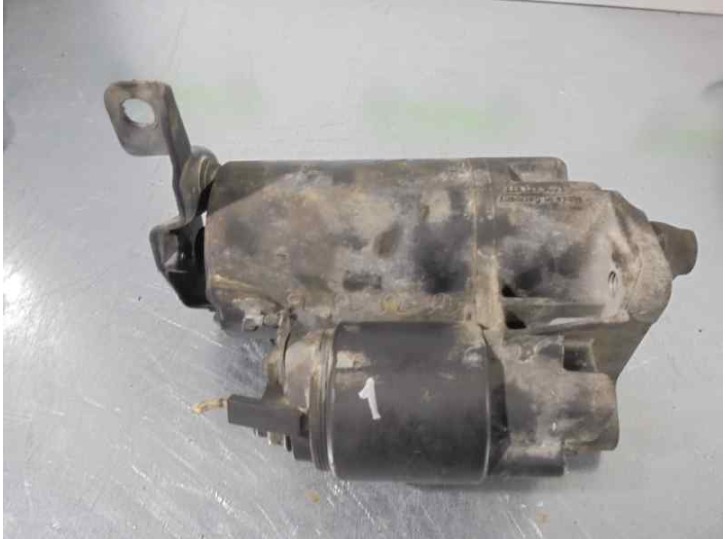 Recambio de motor arranque para renault twingo (co6) 1.3 cat referencia OEM IAM 0001112025 0001112025 BOSCH