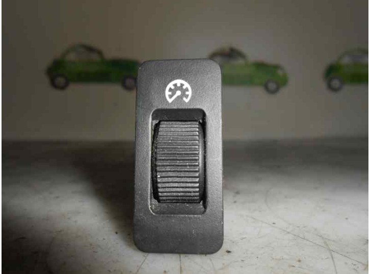 Recambio de boton regulador luces-no usar para bmw serie 5 berlina (e39) 2.5 24v turbodiesel cat referencia OEM IAM 61318360461 