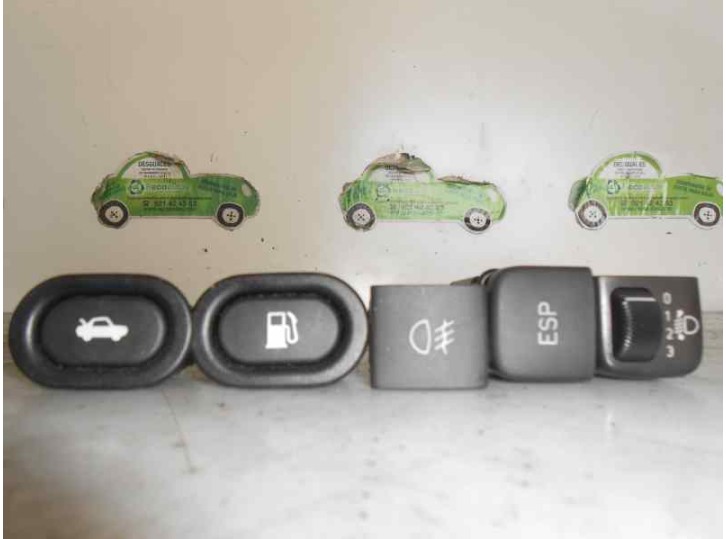 Recambio de botones salpicadero para saab 9-5 berlina 3.0 v6 tid cat referencia OEM IAM 