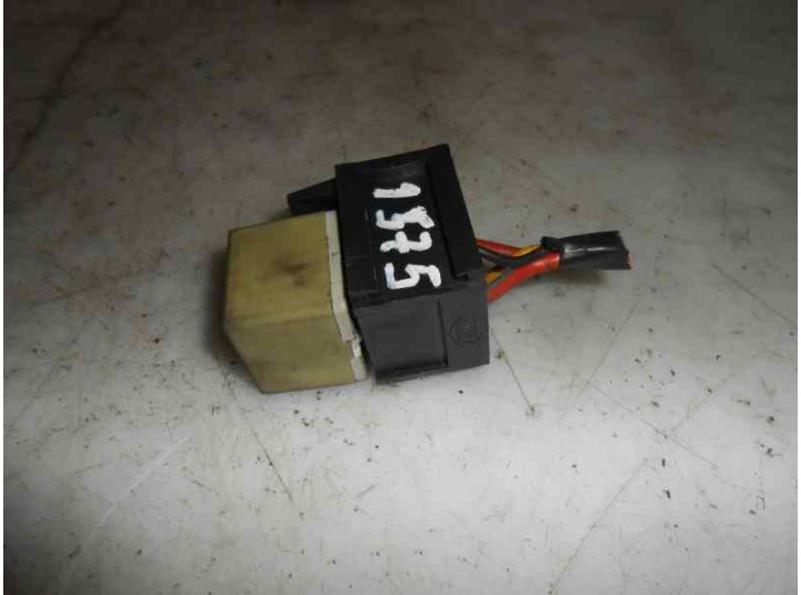 Recambio de rele para mercedes-benz vito (w638) caja cerrada 110 d  (638.074) referencia OEM IAM 352600  