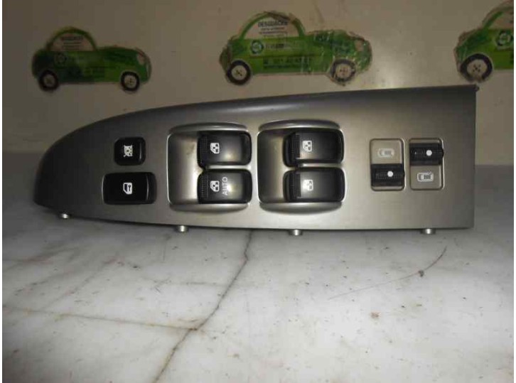 Replacement front left window lift switch for Kia Carnival 2.9 CRDi CAT OEM IAM reference 935704D3200T 