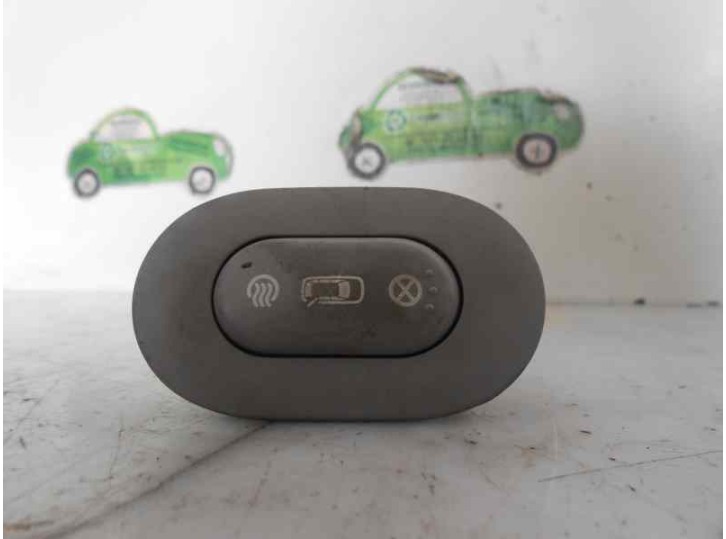 Recambio de mando para kia carnival 2.9 crdi cat referencia OEM IAM 935904D600QW 