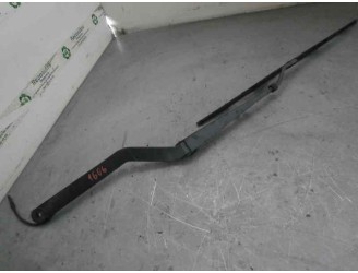 Recambio de brazo limpia delantero derecho para opel sintra 3.0 v6 cat referencia OEM IAM   