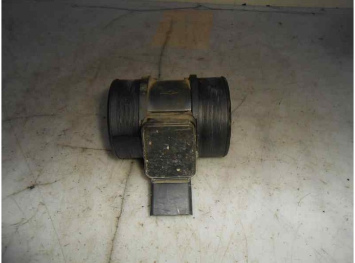 Replacement mass air flow sensor for Citroën C-15 1.9 D Estate OEM IAM reference 9628336380 5WK9623 SIEMENS