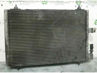 CONDENSADOR / RADIADOR AIRE ACONDICIONADO 