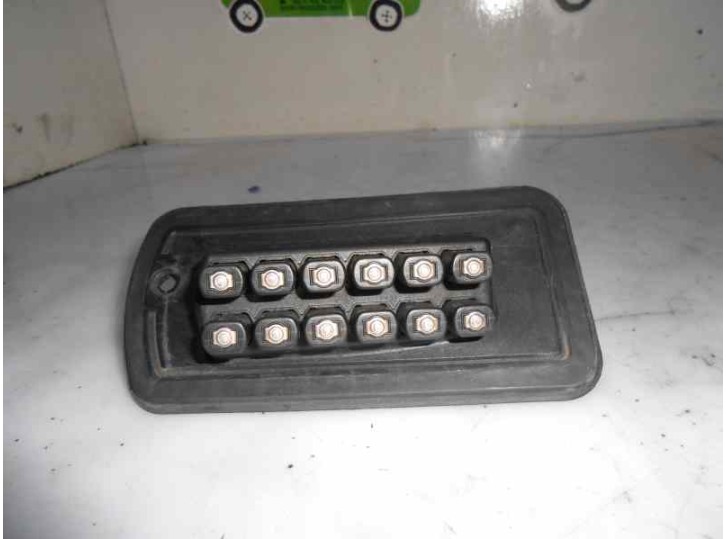 Recambio de util puerta corredera para peugeot 1007 sport referencia OEM IAM 9660205680  