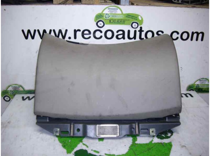 Recambio de guantera para volvo s60 berlina 2.4 diesel cat referencia OEM IAM 30722826 