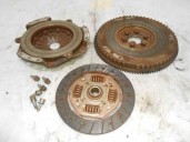 Replacement clutch kit for Peugeot 1007 Sport OEM IAM reference 9657883380 