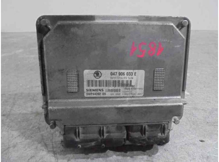 Recambio de centralita motor uce para skoda fabia (6y2/6y3) 1.4 referencia OEM IAM 047906033E 5WP4420209 SIEMENS