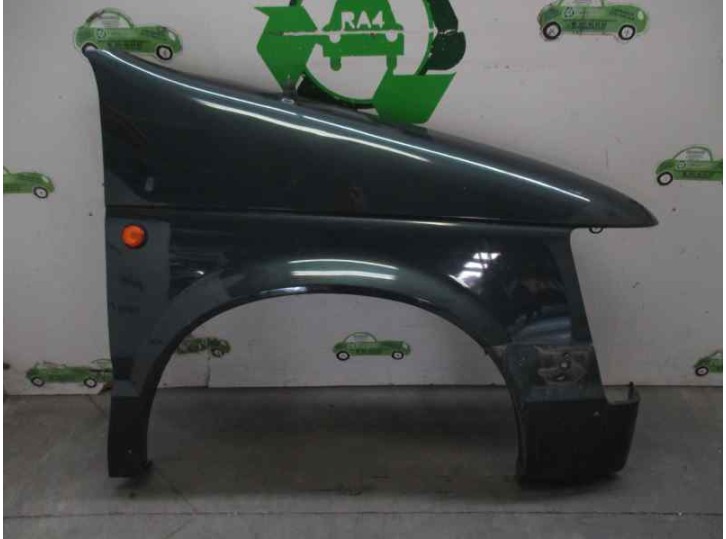 Replacement front right fender for Chrysler Voyager (ES) 2.5 turbodiesel OEM IAM reference 4411946 GREEN 
