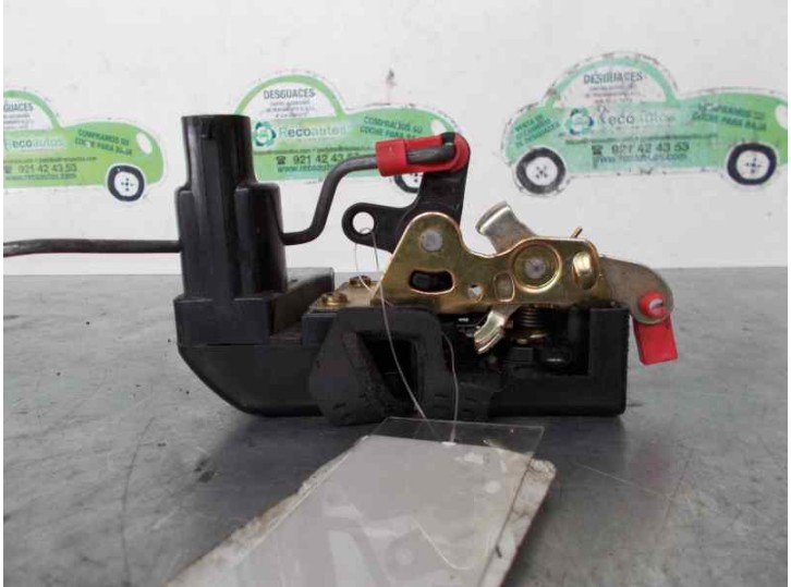 Recambio de cerradura puerta delantera izquierda para chrysler 300 c 3.5 referencia OEM IAM 4 PINES 4 PUERTAS