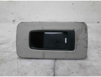 Replacement front left window regulator switch for Chrysler 300 C 3.5 OEM IAM reference 1052530AB 