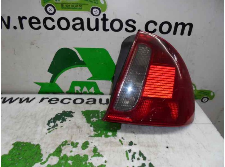 Recambio de piloto trasero derecho para mg serie 400 (rt) 1.6 cat referencia OEM IAM XFB101000  4 PUERTAS