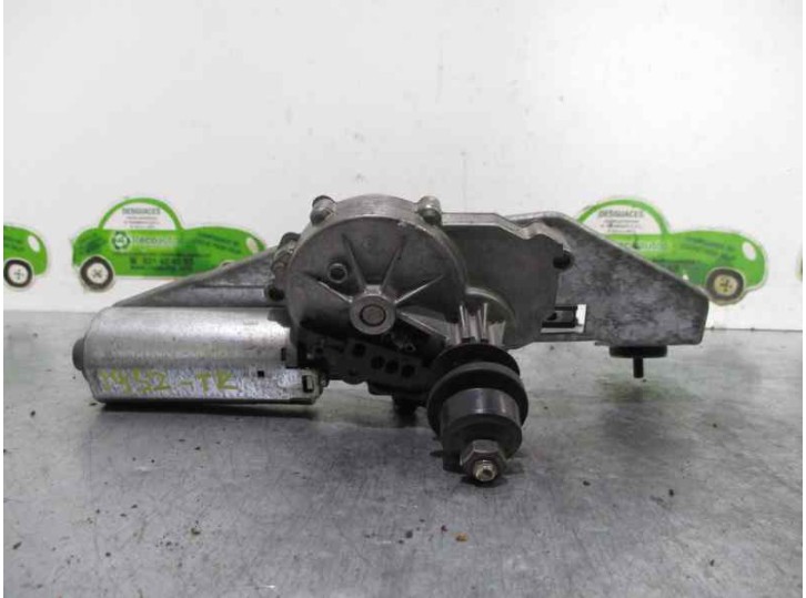 Recambio de motor limpia trasero para volvo v40 familiar 1.6 referencia OEM IAM 0390201529 BOSCH