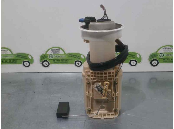 Recambio de aforador para ford galaxy (vy) ghia referencia OEM IAM YM219H307CA 228233008005 VDO